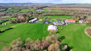 Black Horse Beamish - Drone